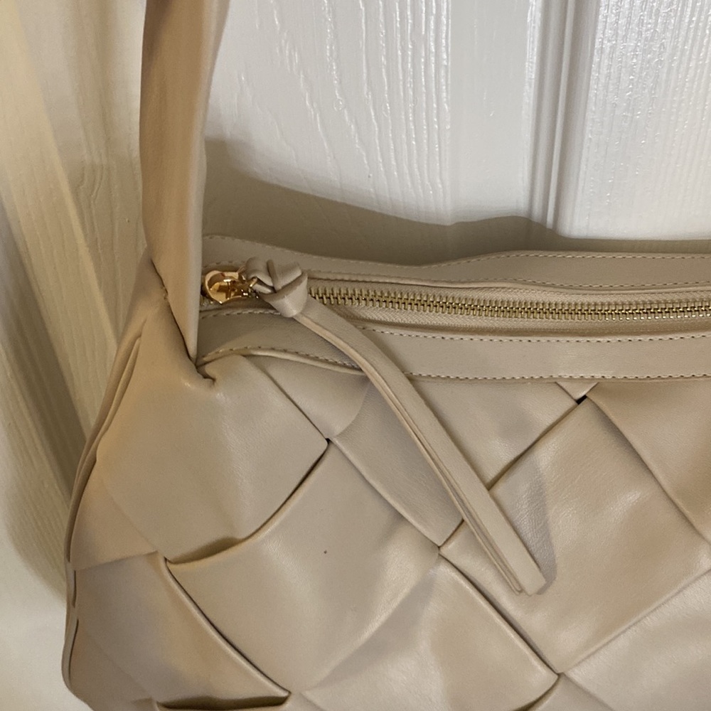 Beige bag - Picture 2 of 3